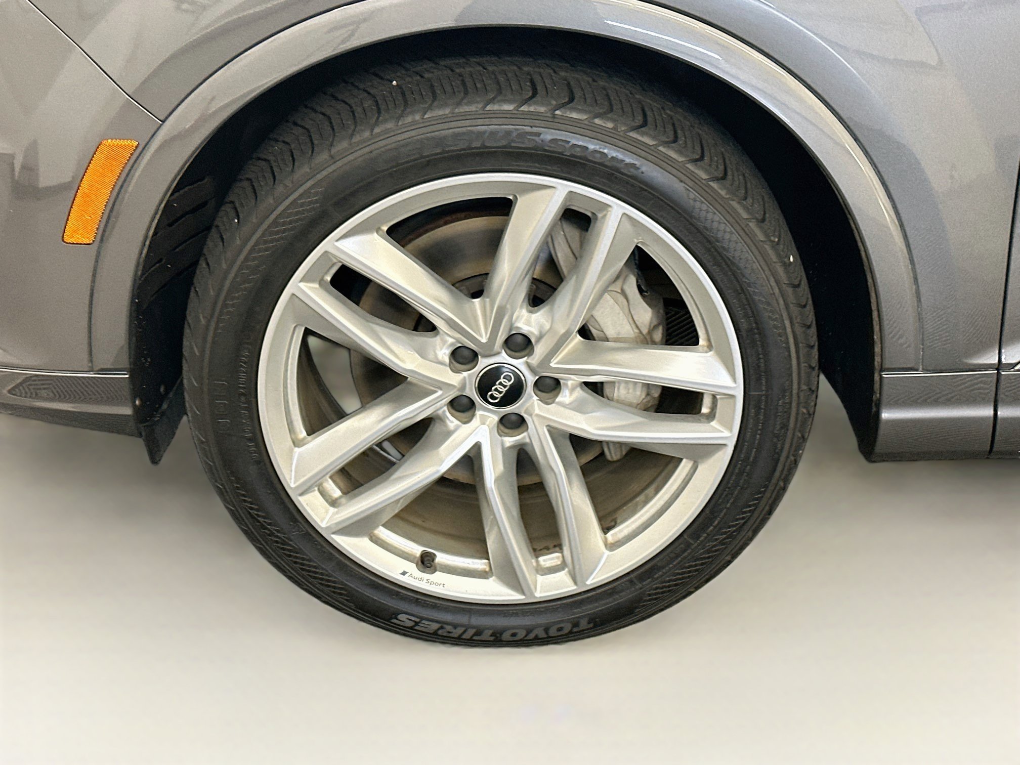 Used 2018 Audi Q7 3.0T Prestige w/ Prestige Package AWD/4WD image 37