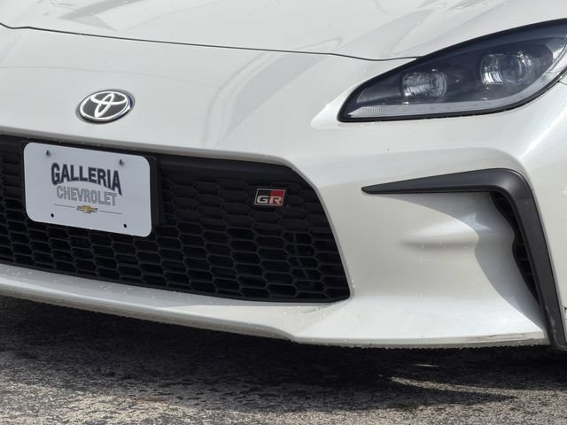 Used 2025 Toyota GR86 w/ ALL Weather Mat Package (TMS) RWD image 7
