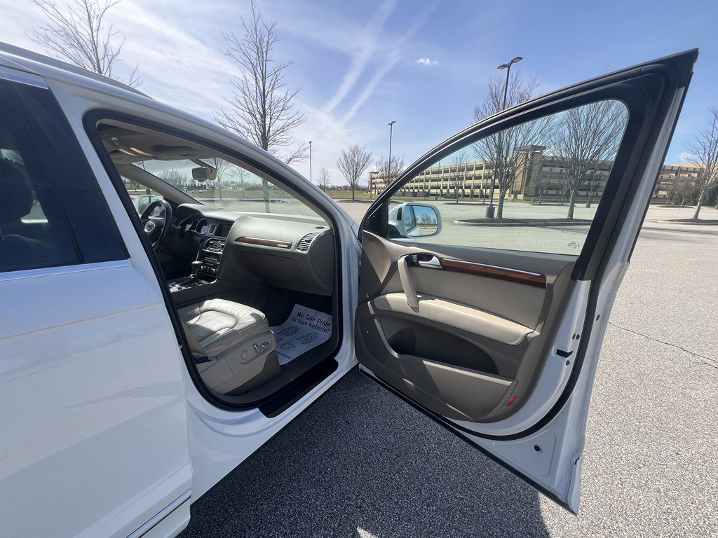 Used 2015 Audi Q7 3.0T Premium Plus w/ Premium Plus Package image 9