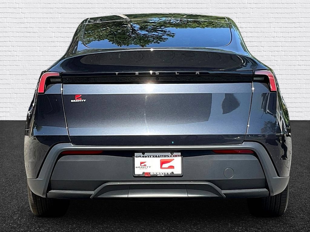 Used 2026 Tesla Model Y 2WD image 5