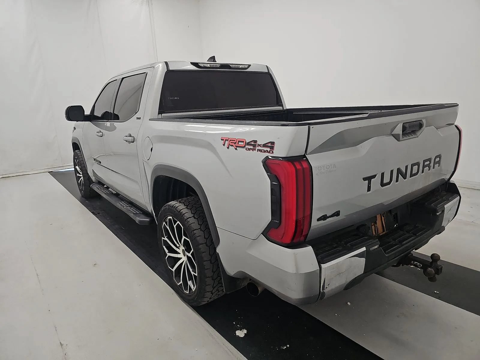 Used 2022 Toyota Tundra SR5 w/ TRD Off-Road Package AWD/4WD image 5