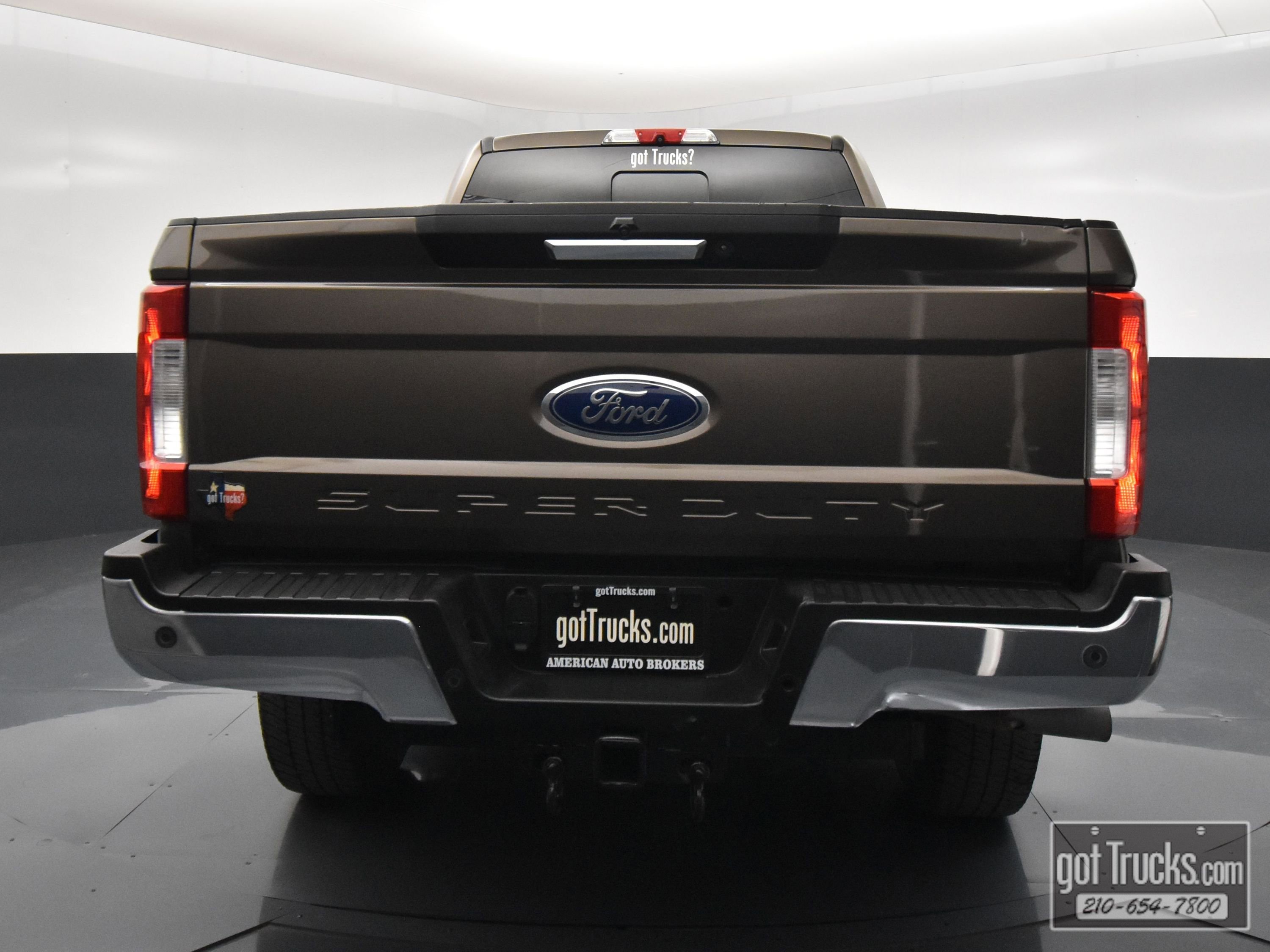 Used 2017 Ford F250 Lariat AWD/4WD image 6