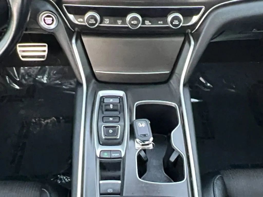 Used 2022 Honda Accord Sport image 11