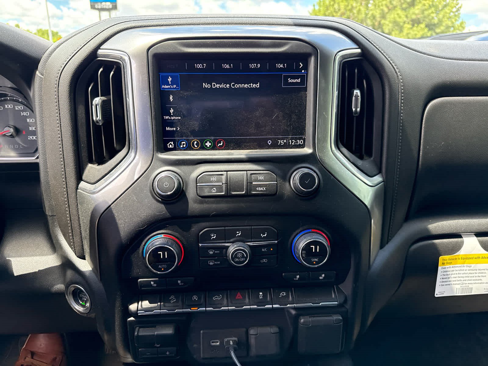 Used 2019 Chevrolet Silverado 1500 RST w/ True North Edition AWD/4WD image 10