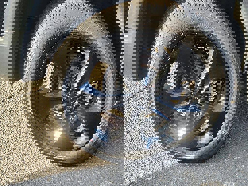 Used 2020 Jeep Compass Latitude image 9