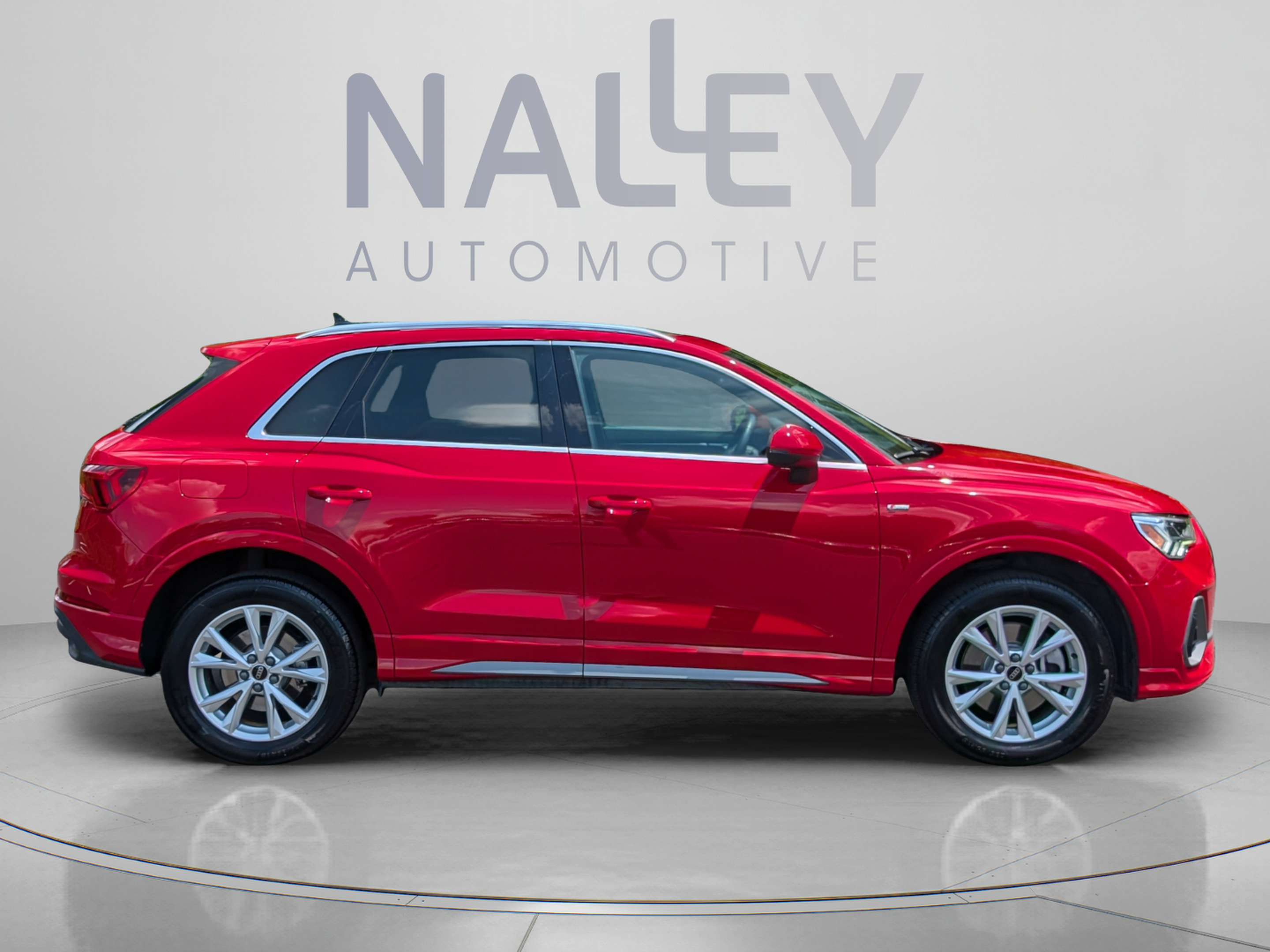 Used 2024 Audi Q3 2.0T Premium AWD/4WD image 6