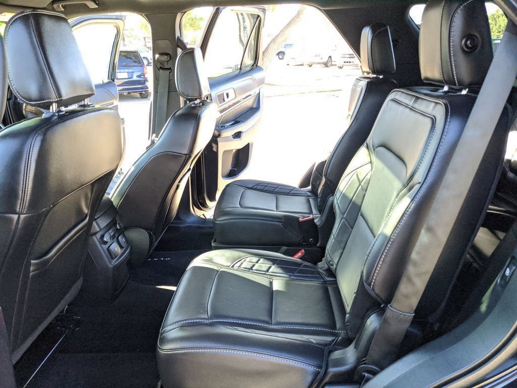 Certified 2018 Ford Explorer Platinum AWD/4WD image 20