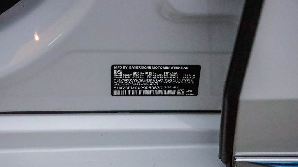 Used 2023 BMW X7 xDrive40i image 33