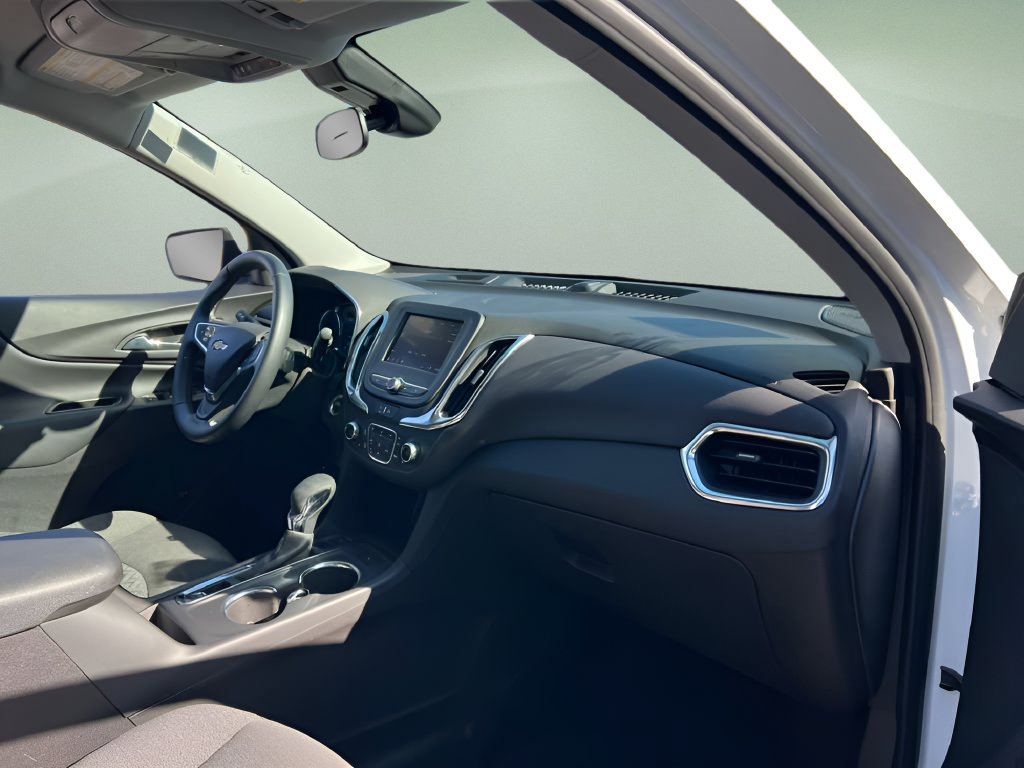 Used 2024 Chevrolet Equinox LT AWD/4WD image 13