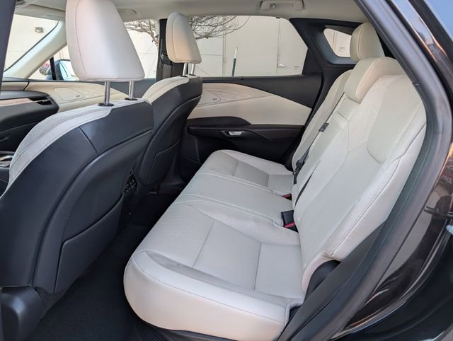 Used 2024 Lexus RX 350 w/ Convenience Package image 29