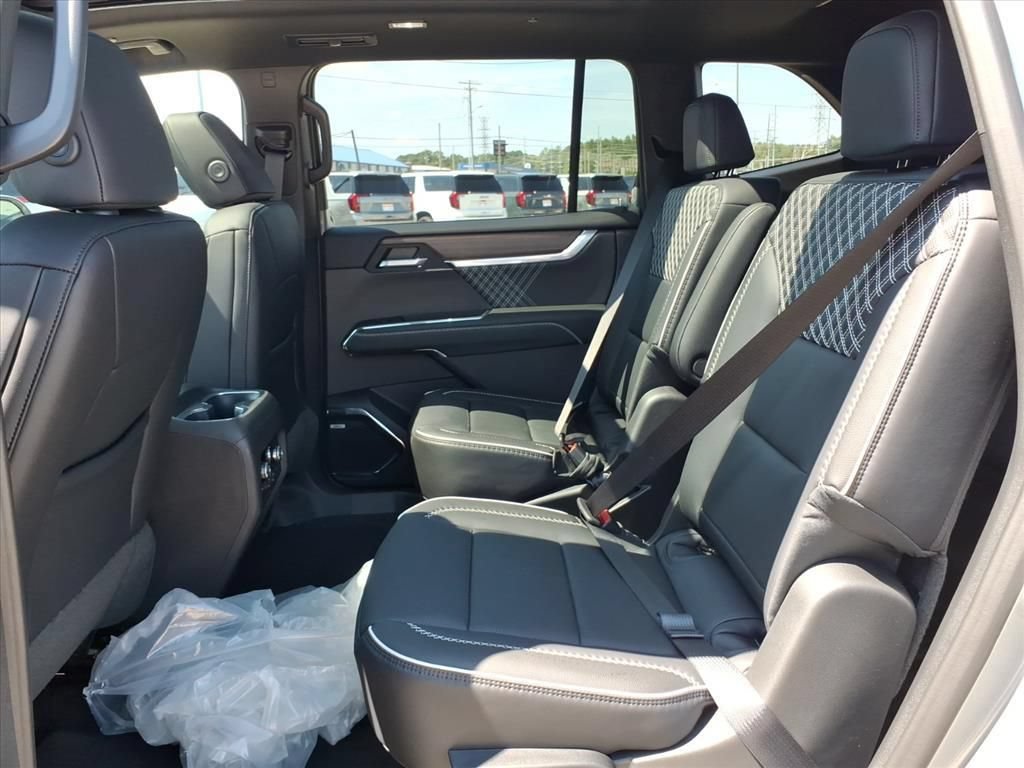 New 2026 GMC Acadia Denali w/ Super Cruise Package AWD/4WD image 13