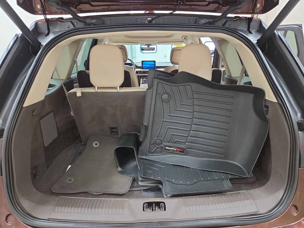 Used 2020 Lincoln Aviator Reserve w/ Equipment Group 201A AWD/4WD image 9