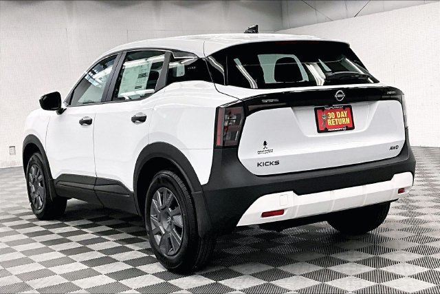 New 2027 Nissan Kicks S AWD/4WD image 4