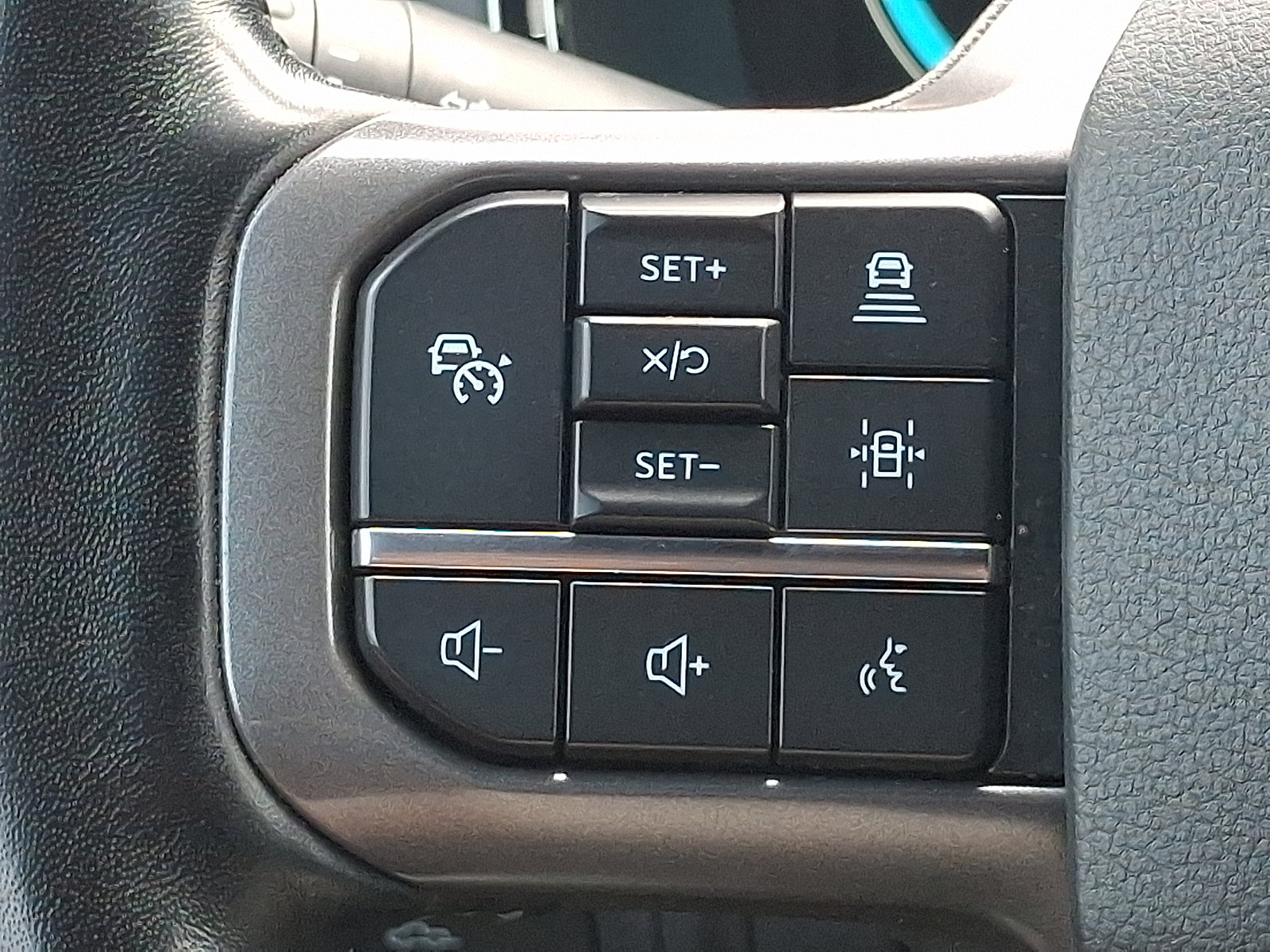 Used 2021 Ford F150 Lariat w/ Equipment Group 502A High AWD/4WD image 22