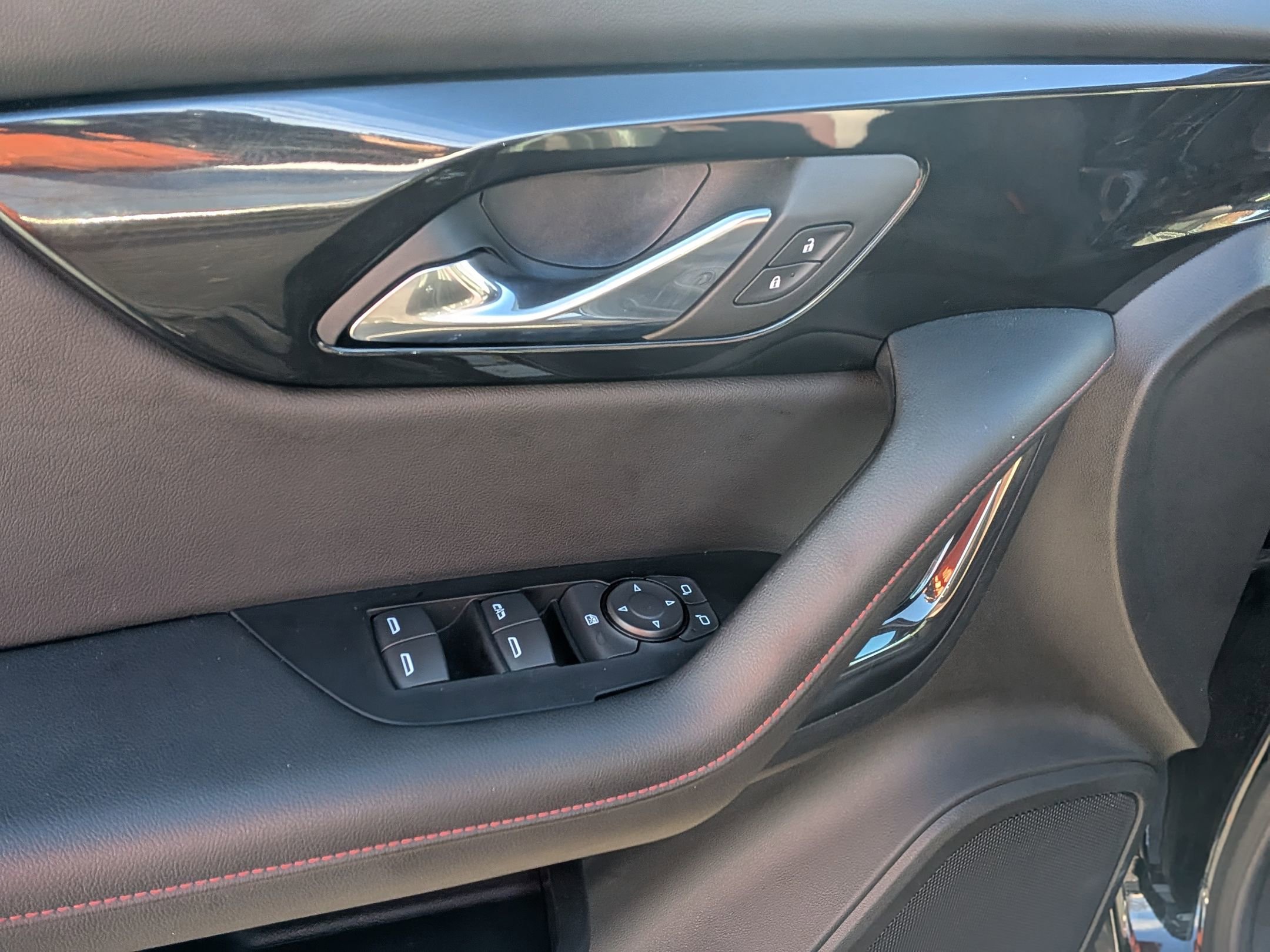 Used 2025 Chevrolet Blazer RS image 15