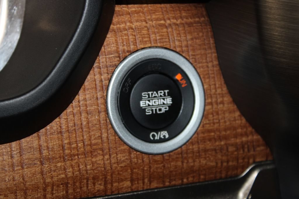 Used 2019 RAM 1500 Limited AWD/4WD image 38