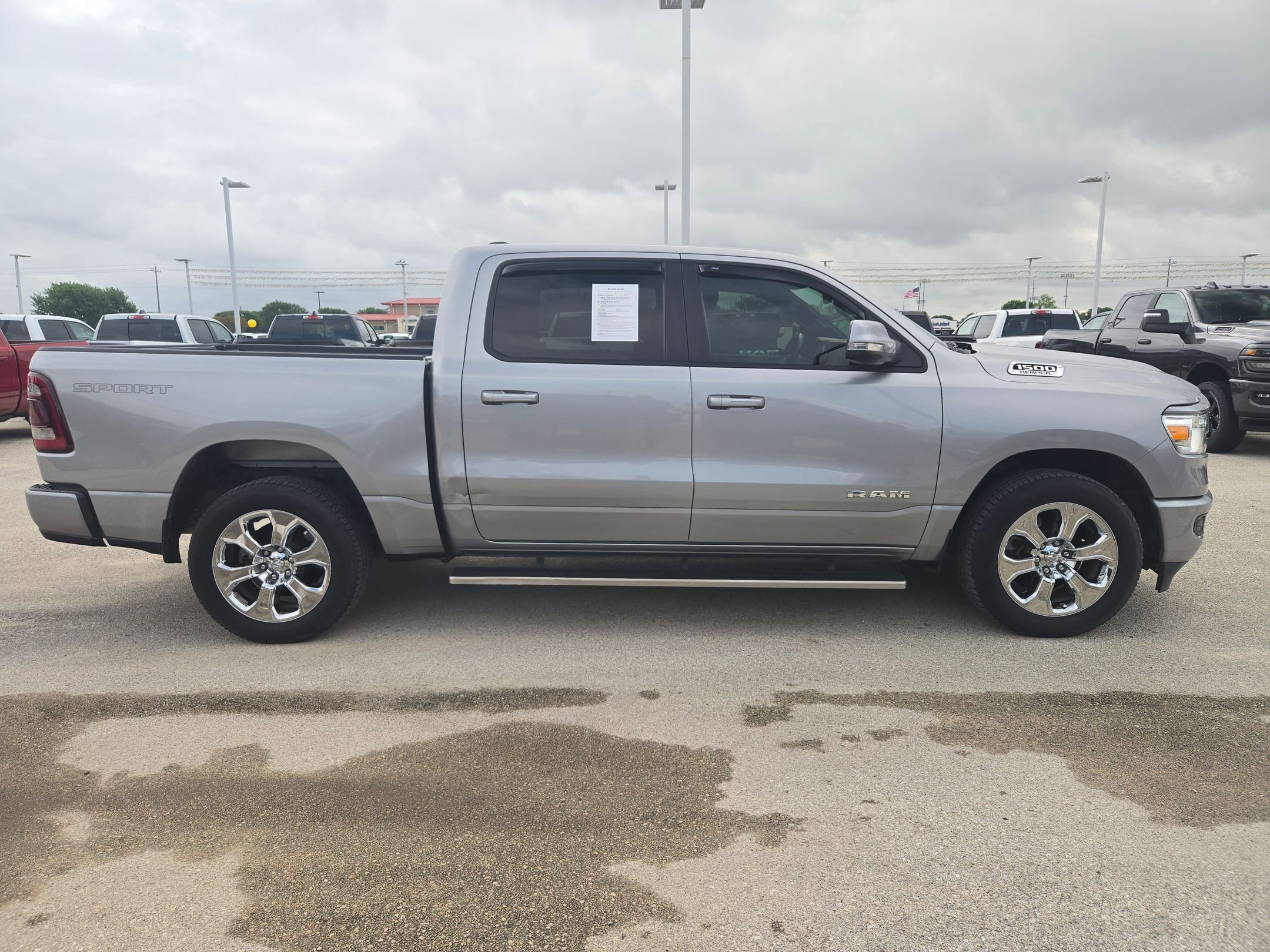 Used 2022 RAM 1500 Lone Star image 2