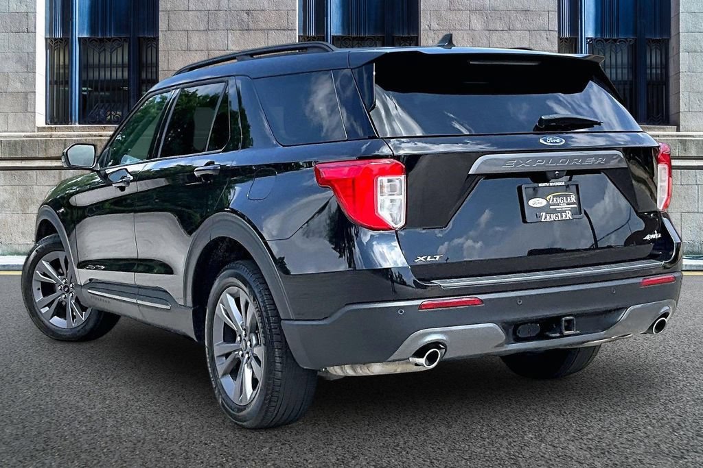 Certified 2024 Ford Explorer XLT w/ Equipment Group 202A AWD/4WD image 10