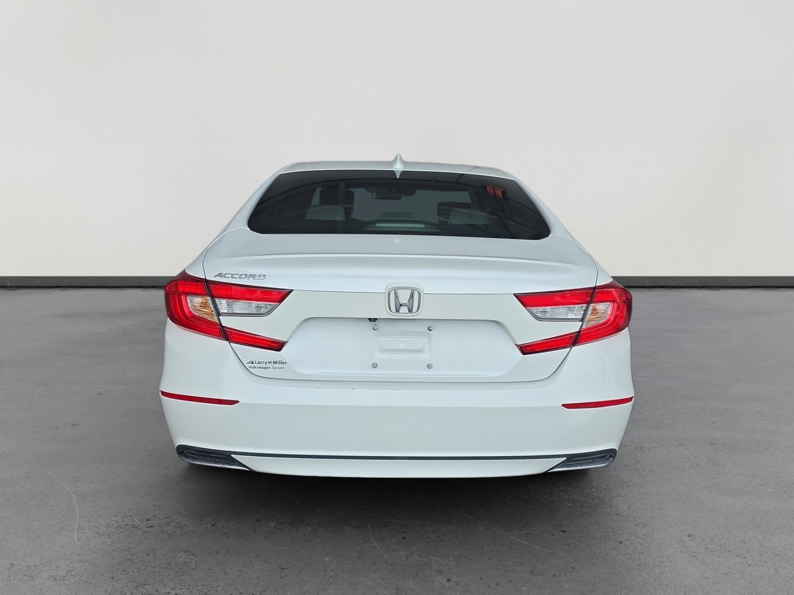 Used 2018 Honda Accord LX image 4