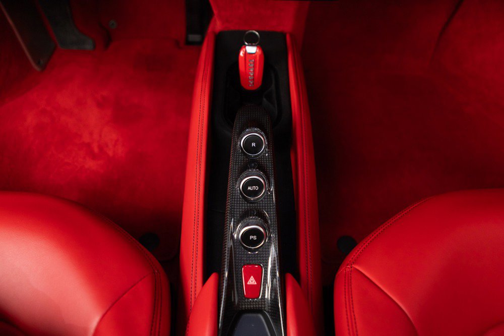 Certified 2021 Ferrari F8 Tributo image 90
