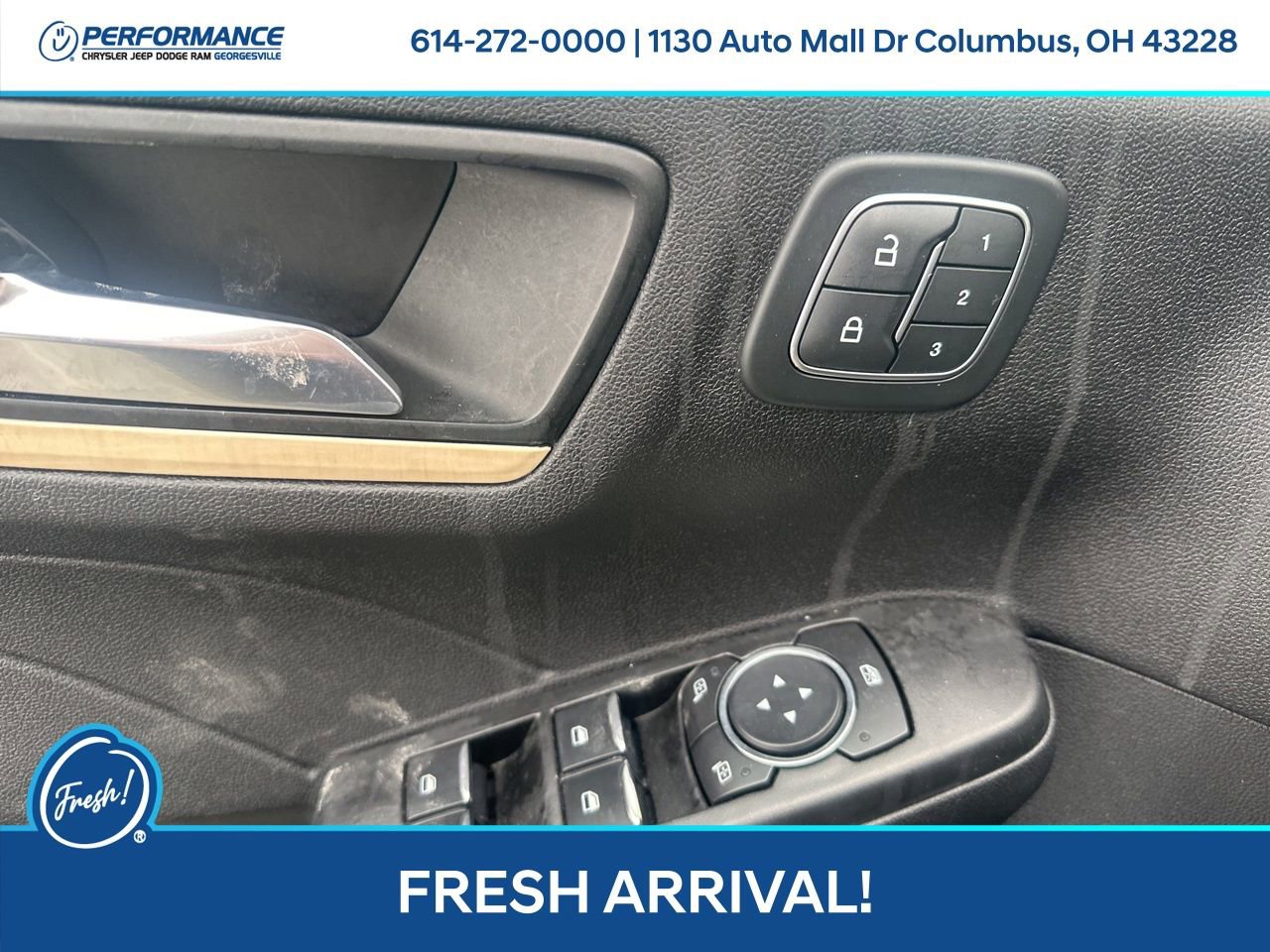 Used 2022 Ford Escape Titanium w/ Titanium Elite Package image 12