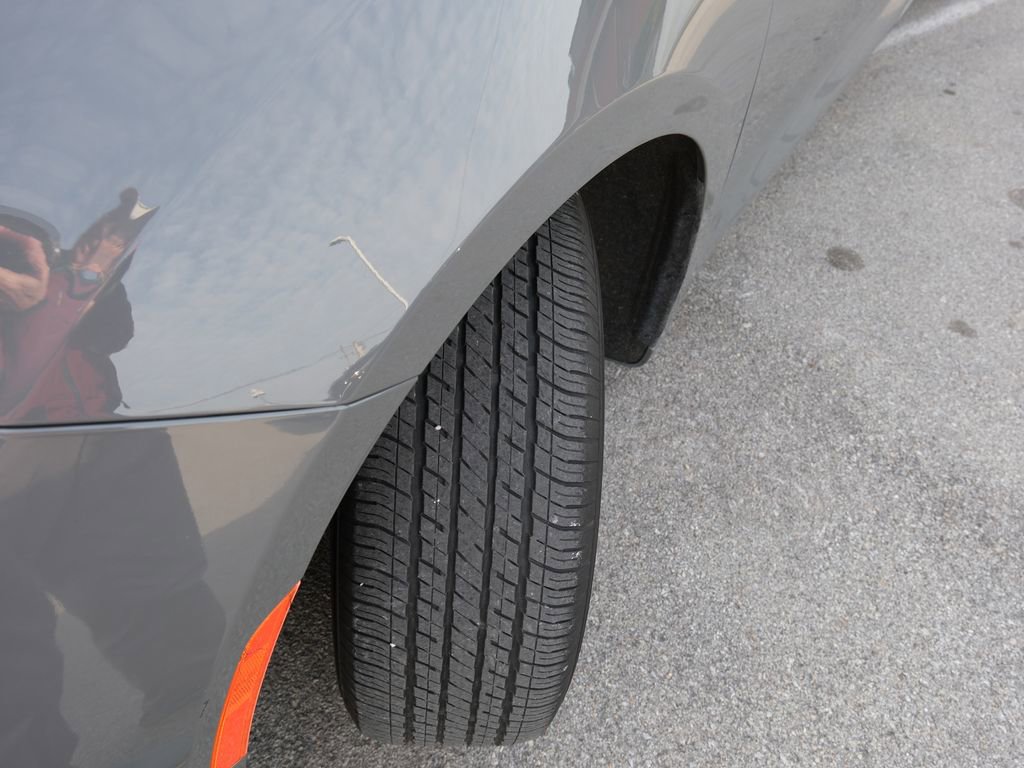 Used 2025 Chrysler Pacifica Select image 14