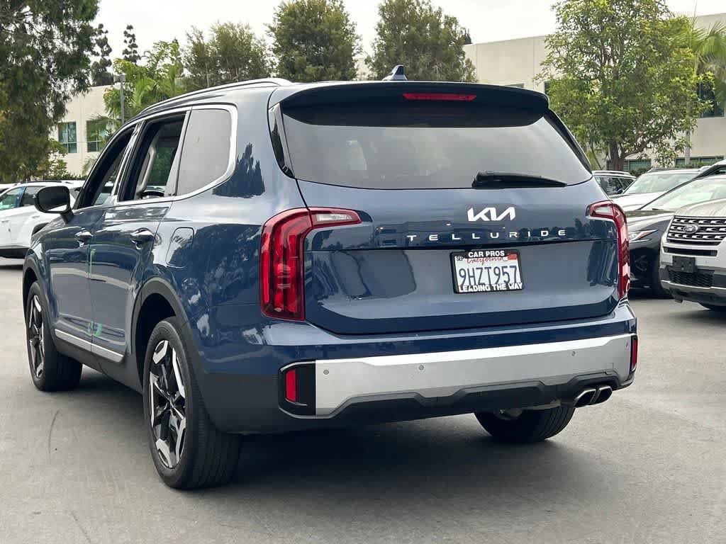 Used 2024 Kia Telluride S w/ S Sunroof Package FWD image 2
