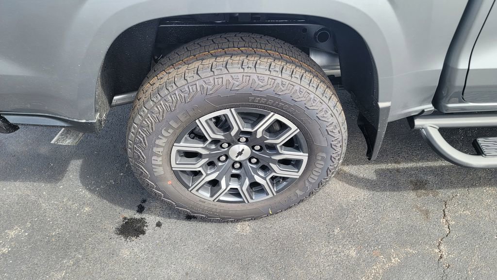 New 2026 Chevrolet Colorado Z71 w/ Technology Package image 13