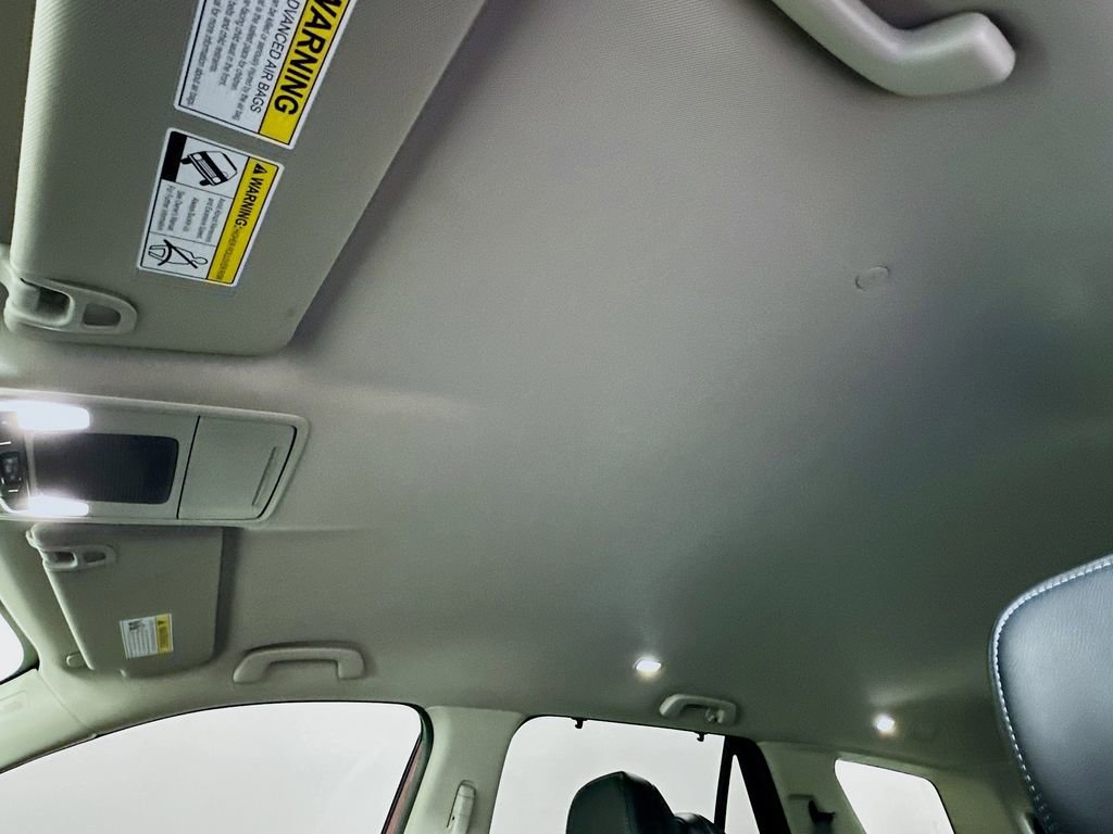 Used 2023 Honda Pilot EX-L image 11