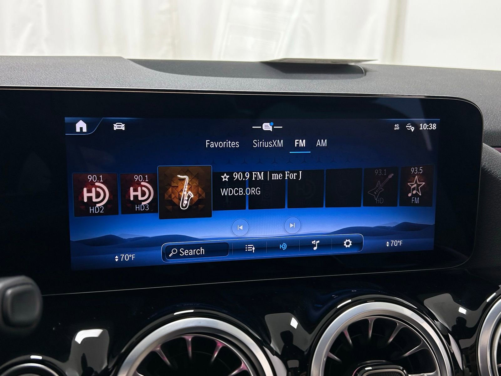 Used 2025 Mercedes-Benz GLA 250 4MATIC image 19