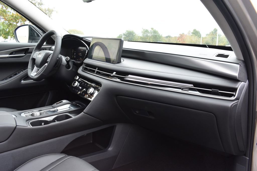 New 2026 INFINITI QX60 Luxe w/ Cargo Package image 15