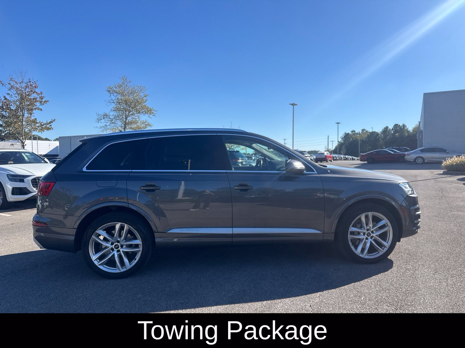 Used 2018 Audi Q7 3.0T Prestige w/ Prestige Package AWD/4WD image 3