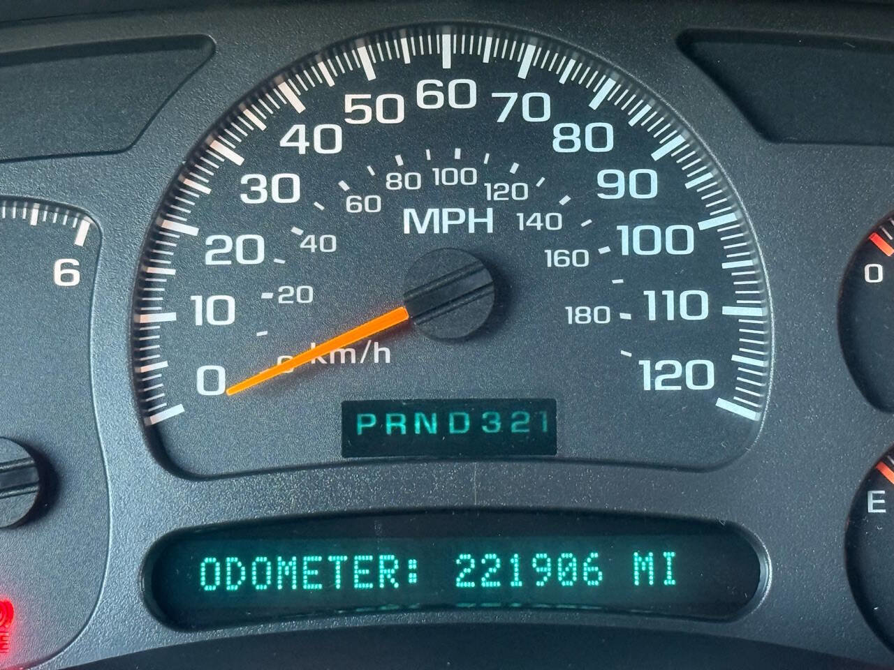 Used 2004 GMC Yukon SLT w/ 1SD Preferred Equipment Group image 17