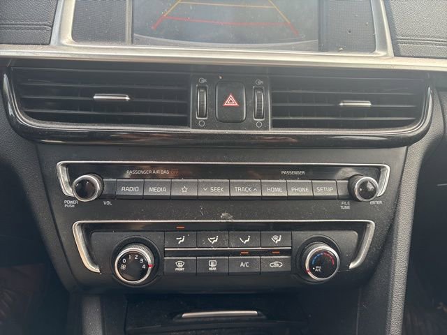 Used 2020 Kia Optima LX image 23