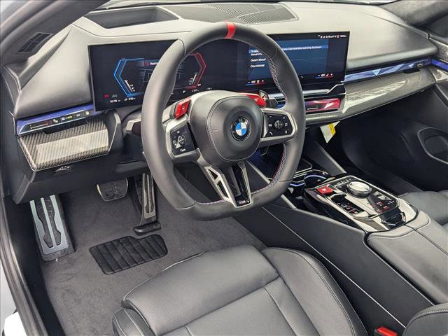 Used 2026 BMW M5 w/ Carbon Package image 3