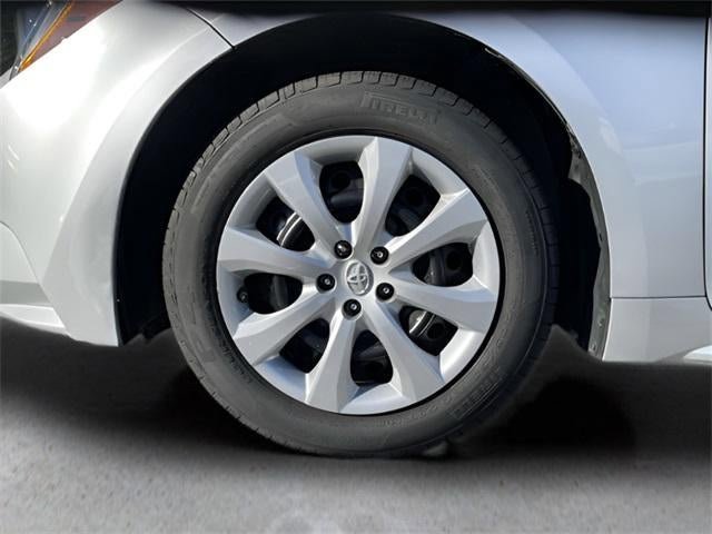 Used 2022 Toyota Corolla LE image 41