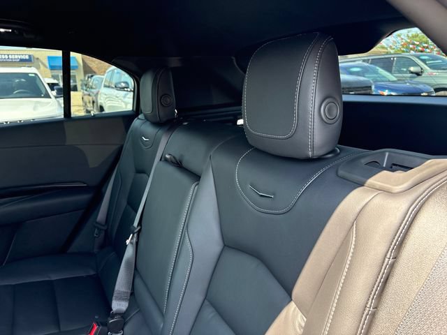 Used 2024 Cadillac XT4 Luxury AWD/4WD image 21