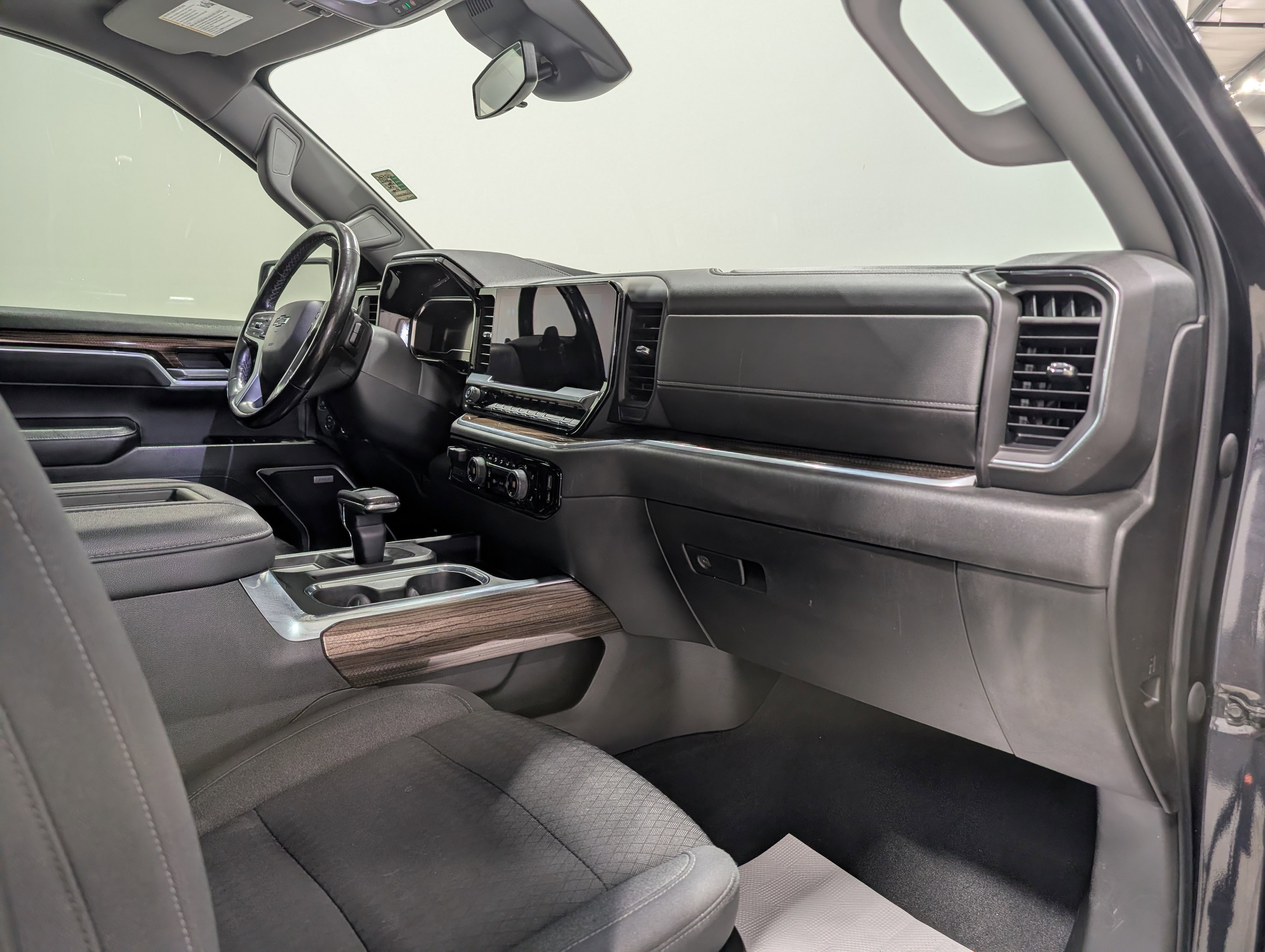 Used 2022 Chevrolet Silverado 1500 RST image 19