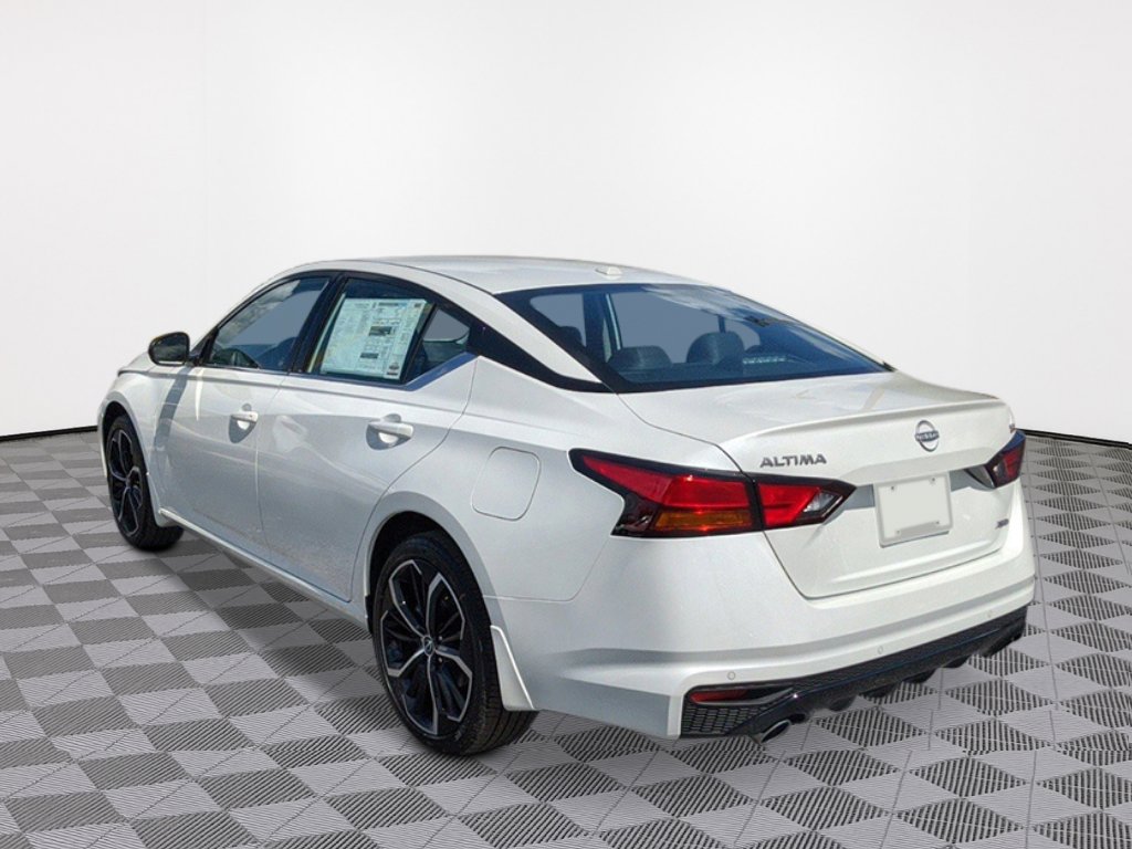 New 2025 Nissan Altima 2.5 SR w/ SR Premium Package image 5