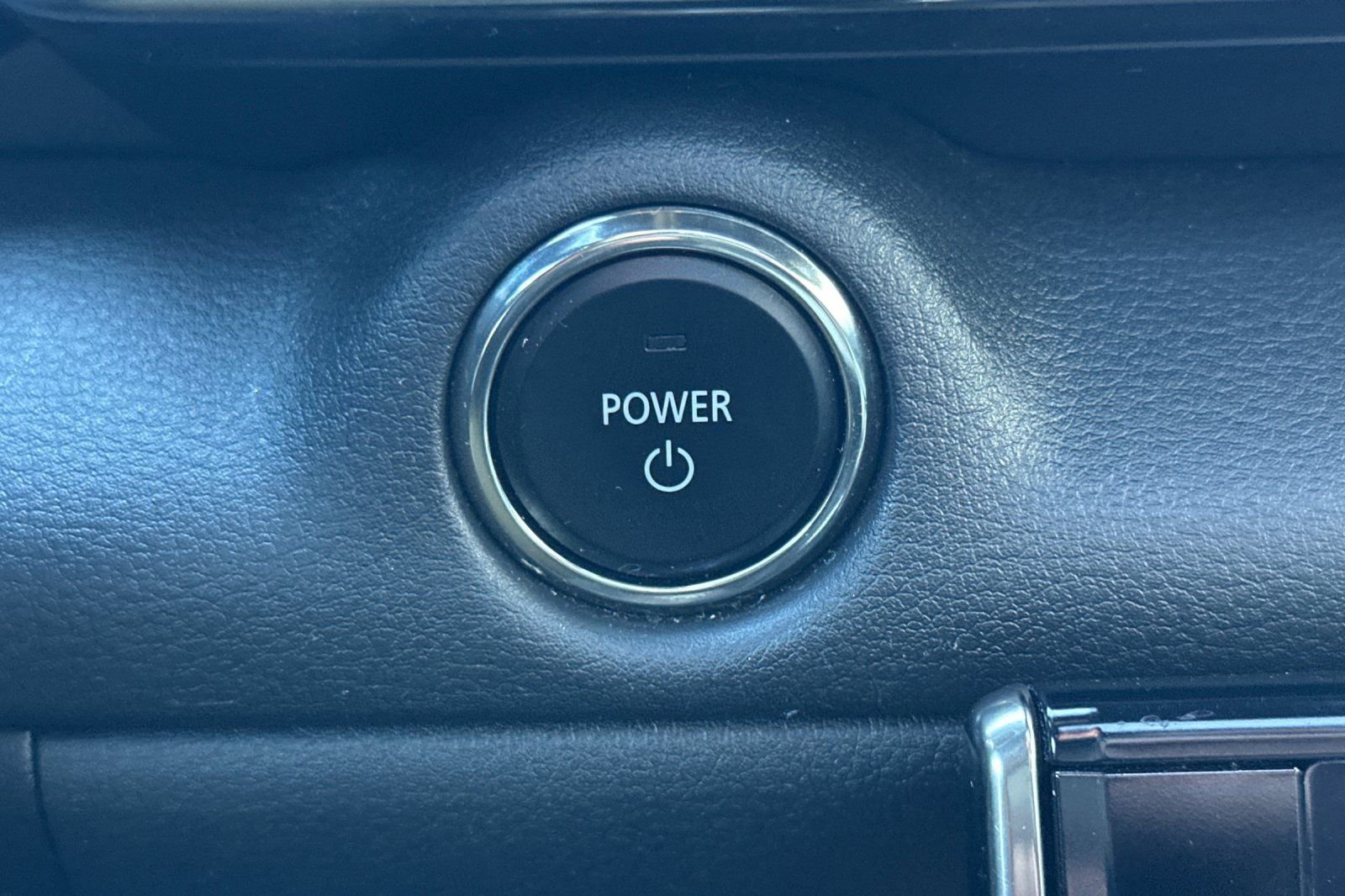 Used 2022 MAZDA MX-30 Electric w/ Premium Plus Pkg image 21