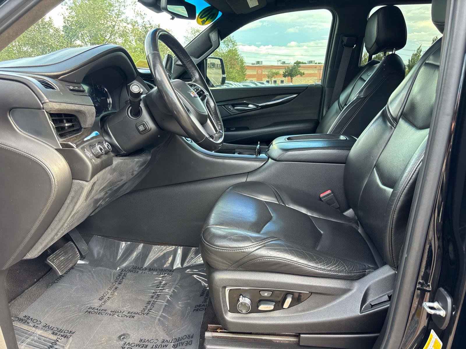 Used 2020 Cadillac Escalade ESV Platinum image 9