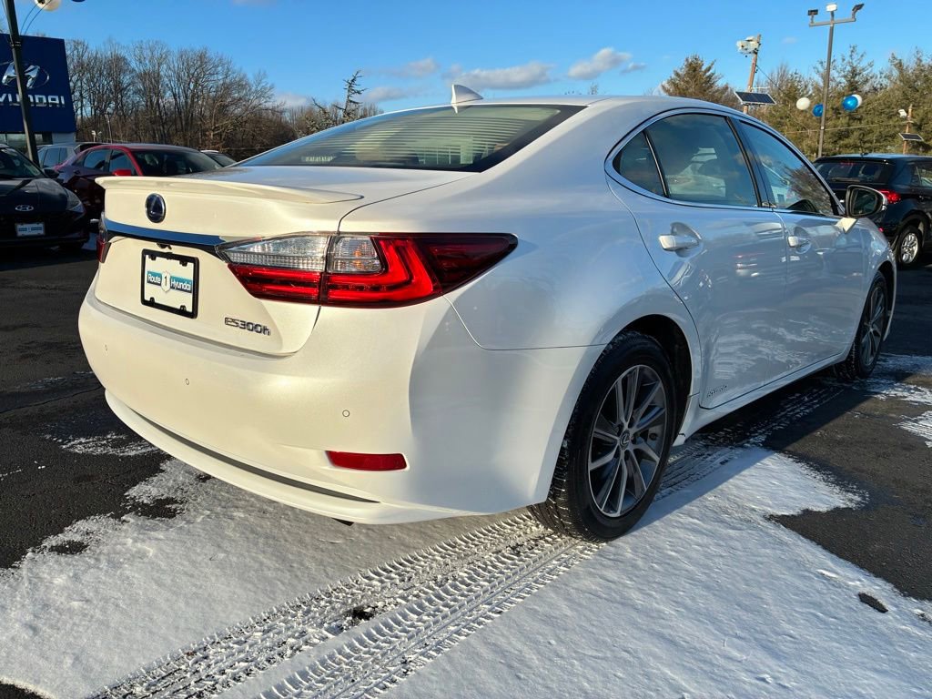 Used 2018 Lexus ES 300h image 7
