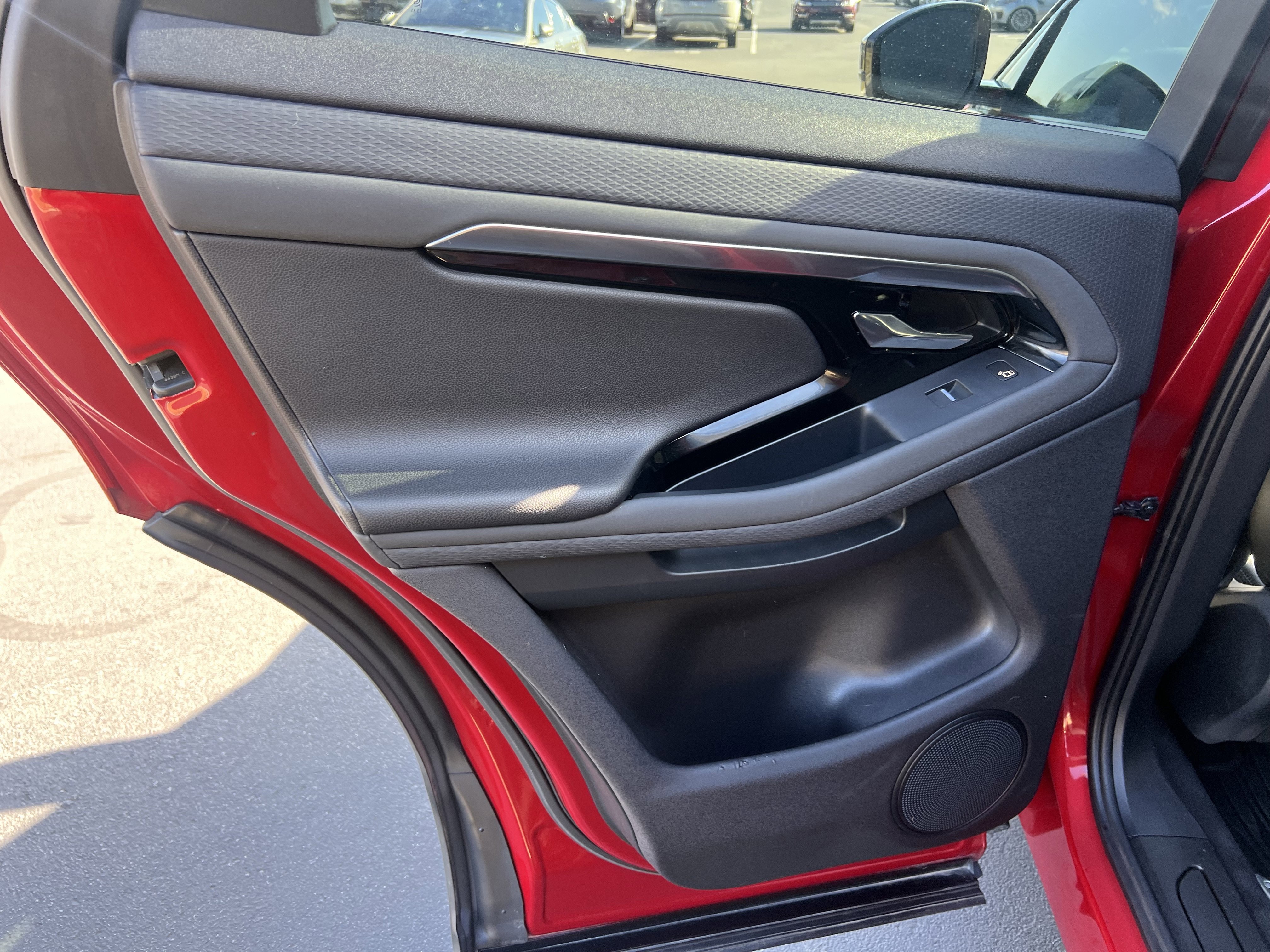 Used 2021 Land Rover Range Rover Evoque S image 28