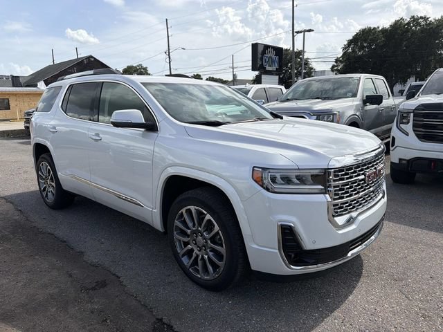 Used 2023 GMC Acadia Denali w/ Denali Ultimate Package FWD image 4