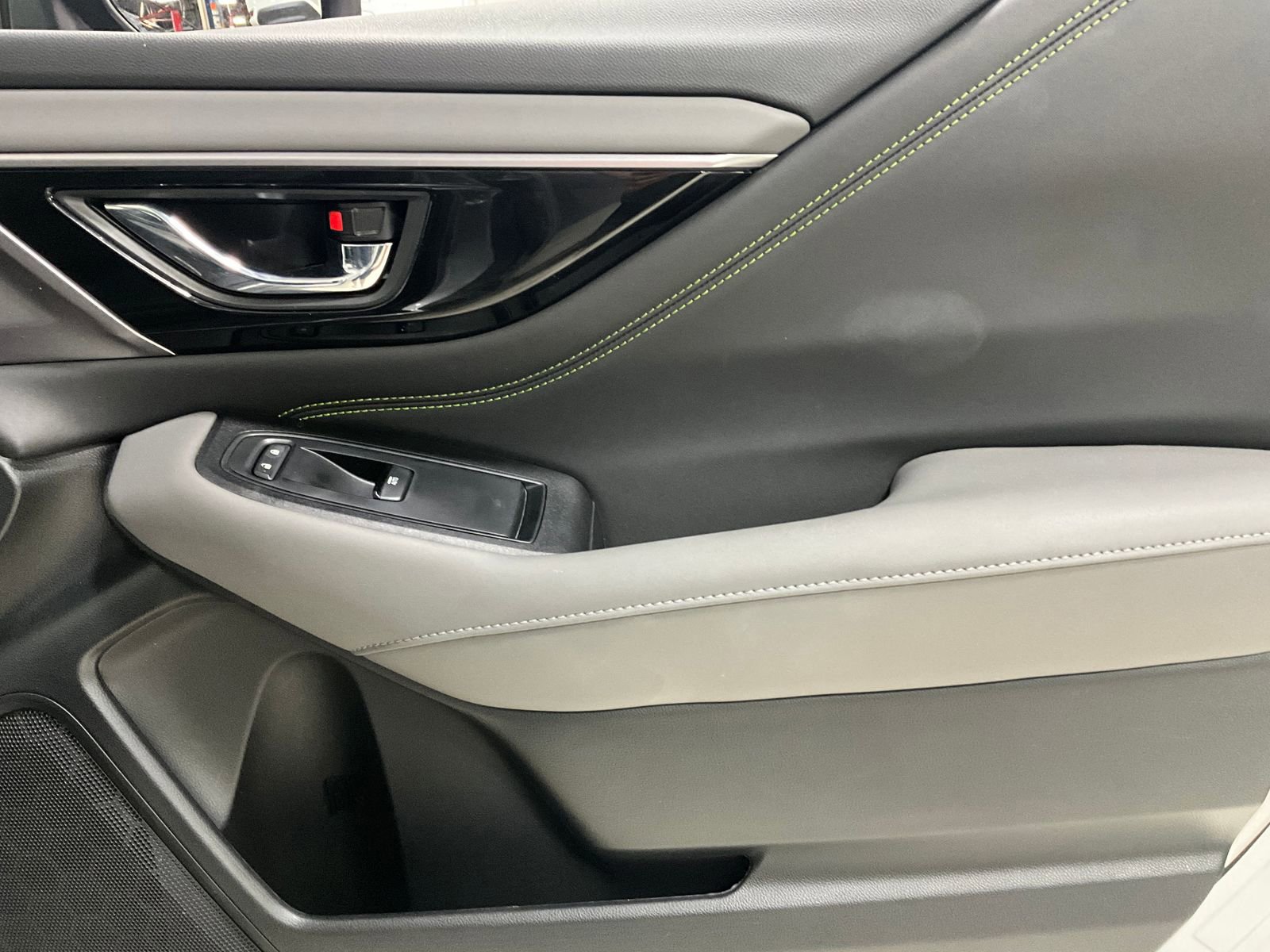 Used 2025 Subaru Outback Onyx Edition image 22