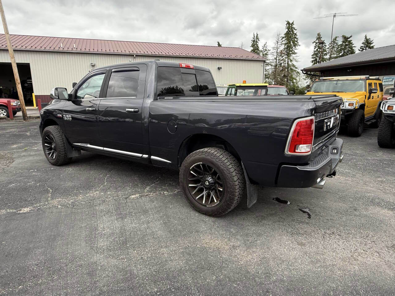 Used 2015 RAM 1500 Limited AWD/4WD image 3