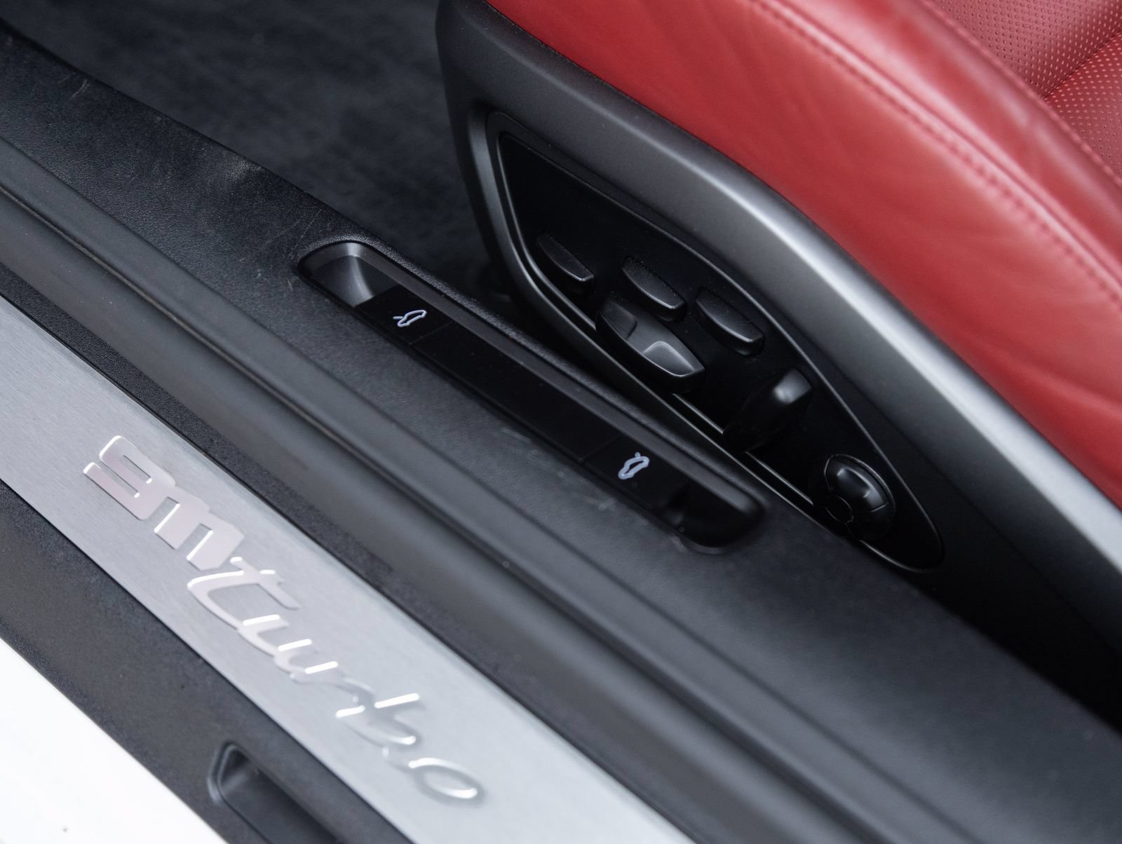 Certified 2021 Porsche 911 Turbo AWD/4WD image 23