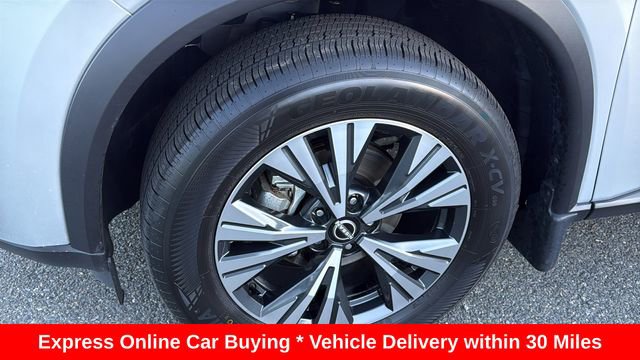 Certified 2023 Nissan Rogue SV image 9