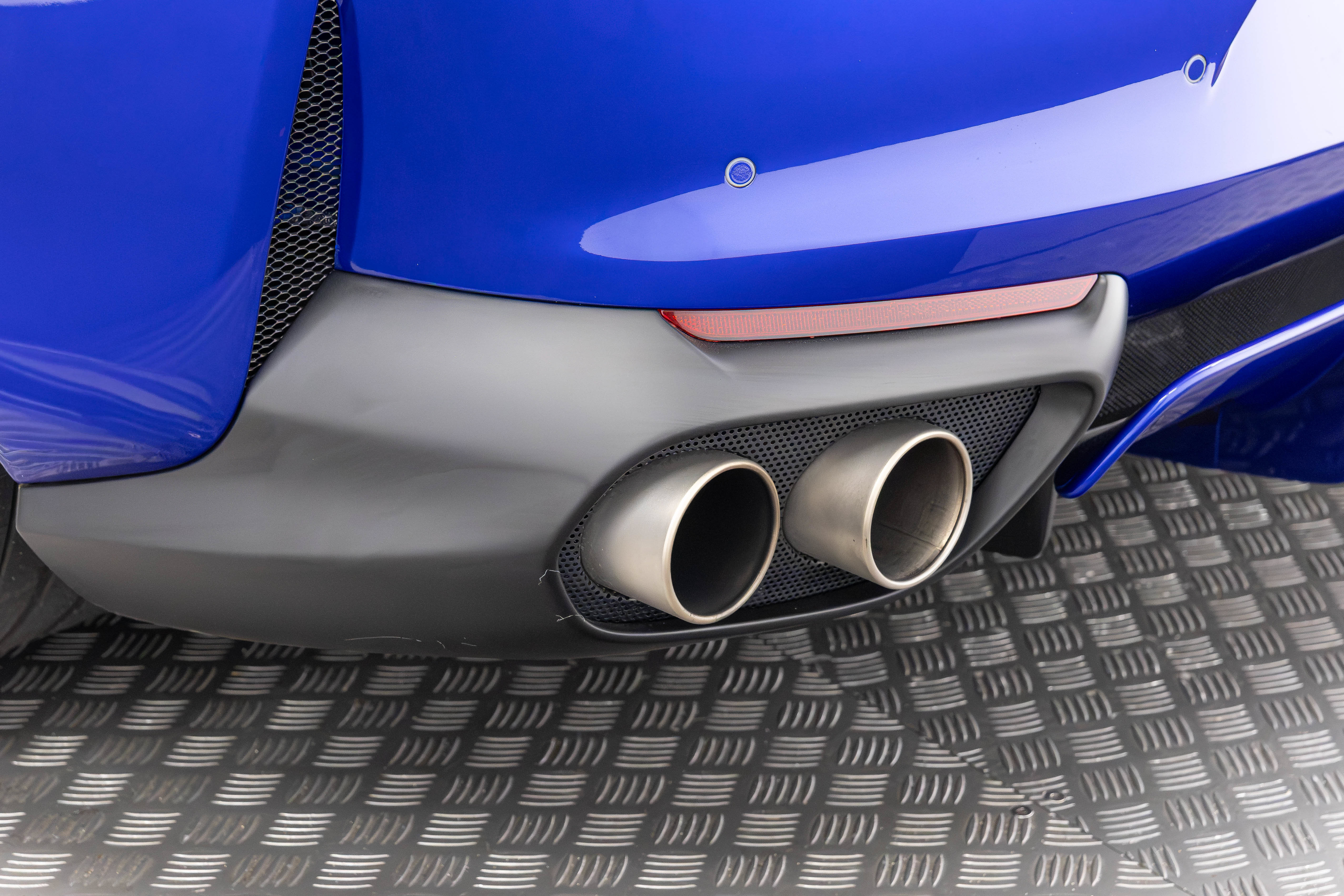 Used 2020 Ferrari 812 Superfast RWD image 69