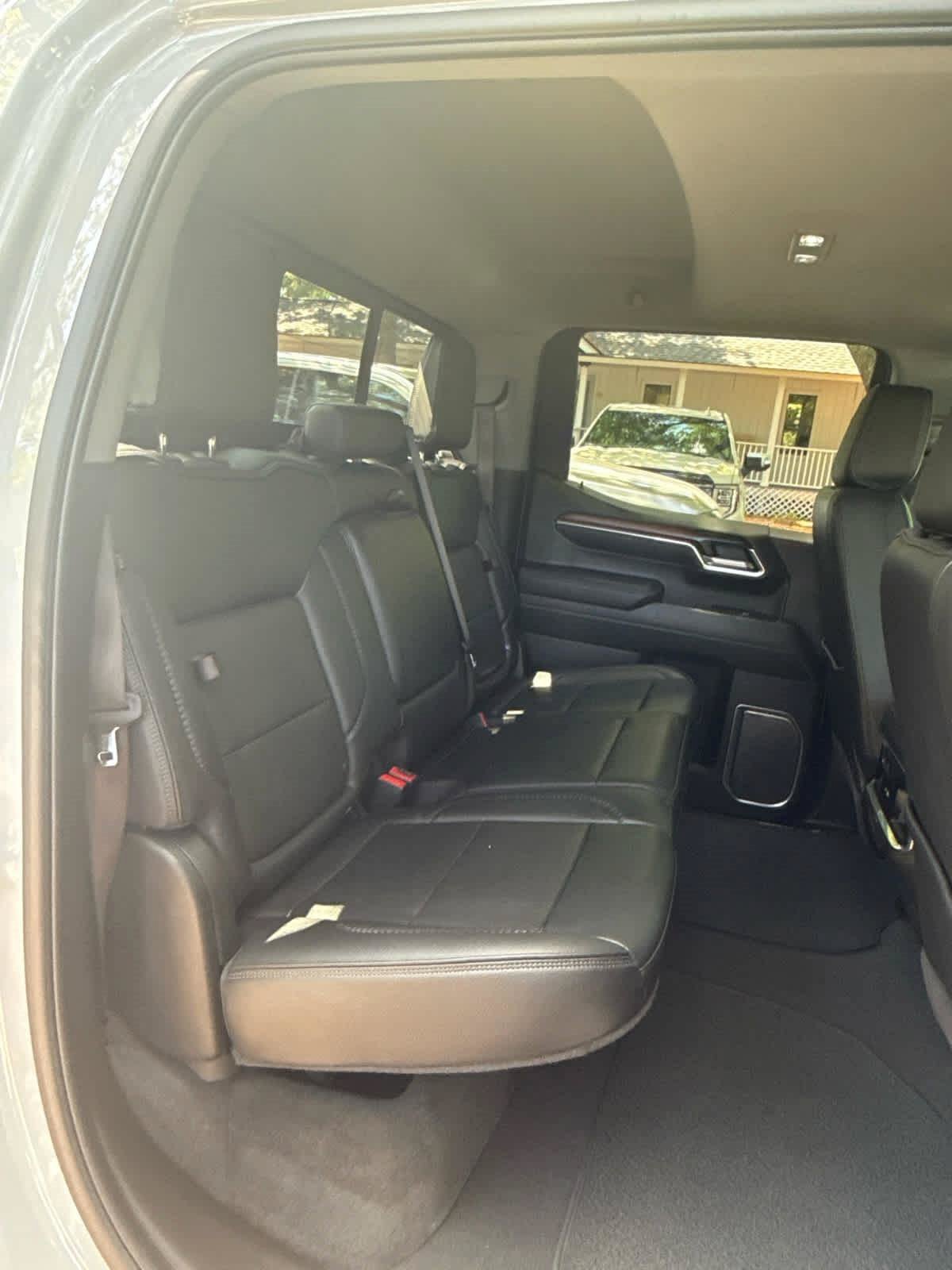 Used 2025 GMC Sierra 1500 Denali w/ Denali Reserve Package AWD/4WD image 14